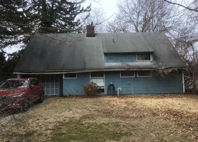 Property at 72 Cypress Ln E, Westbury, NY 11590, 2 beds, 1 bath