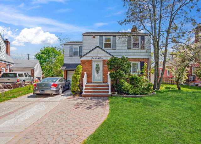 Property at 163 Emily Ave, Elmont, NY 11003, 3 beds, 1.5 baths