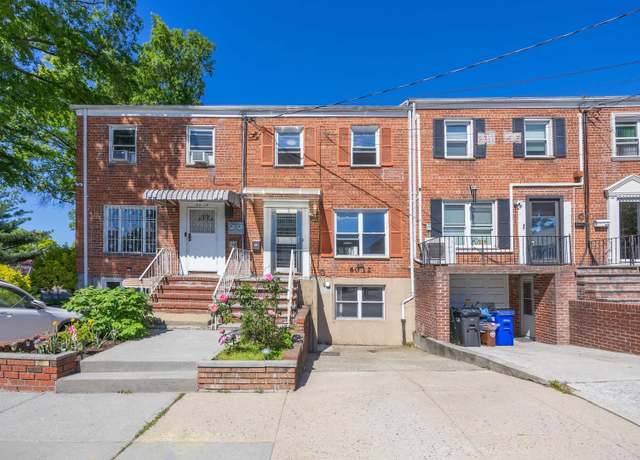 Property at 60-12 171st St, Fresh Meadows, NY 11365, 3 beds, 2.5 baths