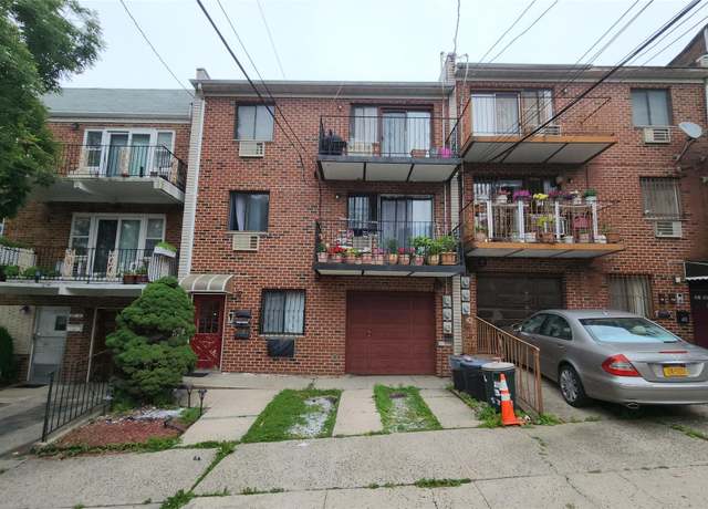 Property at 5323 82nd St, Elmhurst, NY 11373, 8 beds, 5 baths