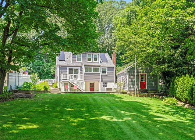 Property at 224 Woodbury Rd, Huntington, NY 11743, 3 beds, 3 baths