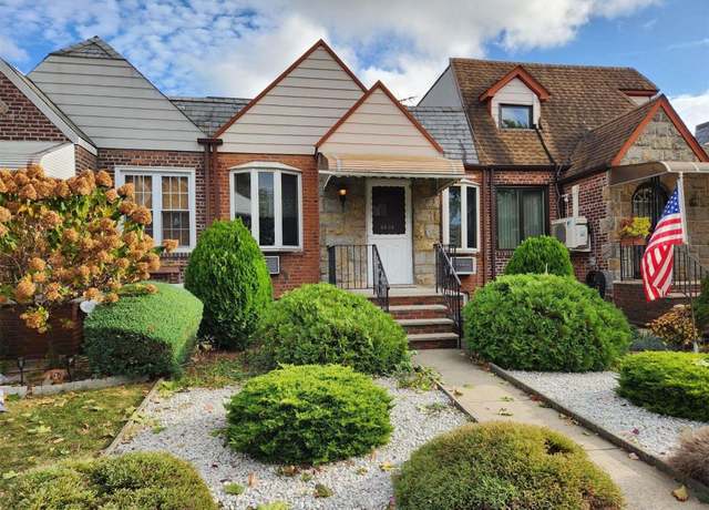 Property at 84-04 Doran Ave, Glendale, NY 11385, 2 beds, 1.5 baths