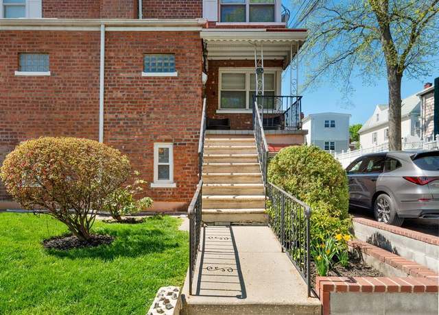 Property at 63 Laurel Pl, Yonkers, NY 10704, 3 beds, 3 baths