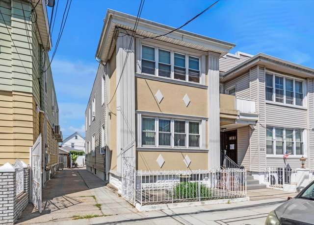 Property at 11120 112th St, South Ozone Park, NY 11420, 5 beds, 3 baths