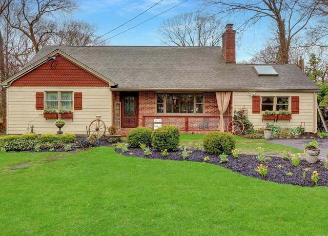 Property at 15 Marbeth Cir, Miller Place, NY 11764, 4 beds, 2 baths