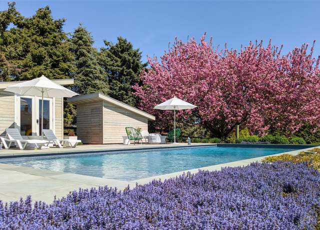 Property at 1760 Crown Land Ln, Cutchogue, NY 11935, 4 beds, 2.5 baths