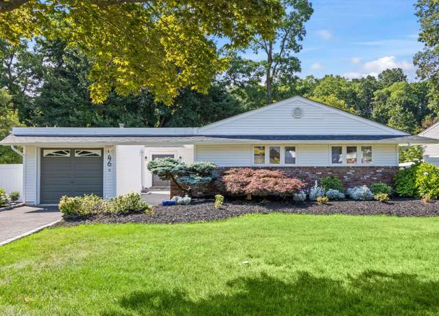 Property at 46 Knight Ln, Kings Park, NY 11754, 3 beds, 2.5 baths