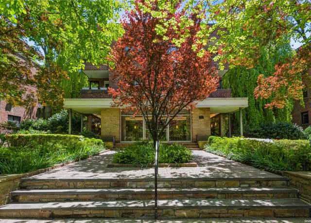 Property at 30 Grace Unit 1L, Great Neck, NY 11021, 1 bed, 1 bath