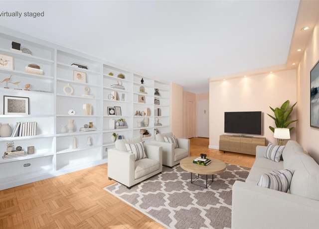 Property at 30 W 60th St Unit 4W, New York (manhattan), NY 10023, 1 bed, 1 bath