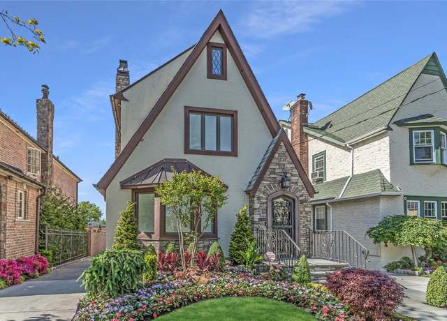 Property at 148-03 9th Ave, Whitestone, NY 11357, 4 beds, 2.5 baths