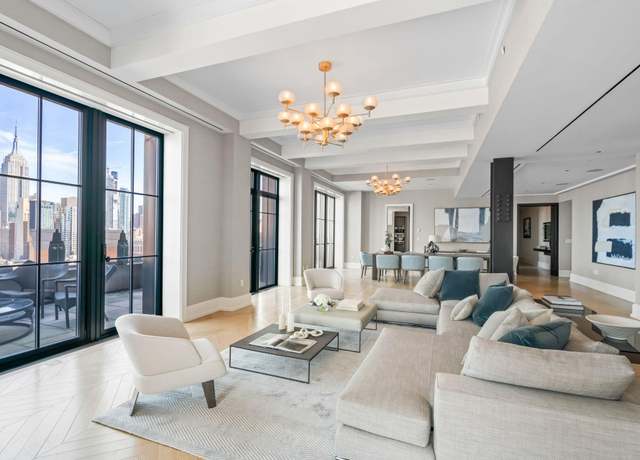 Property at 212 W 18th St Ph 2, New York (manhattan), NY 10011, 5 beds, 5.5 baths