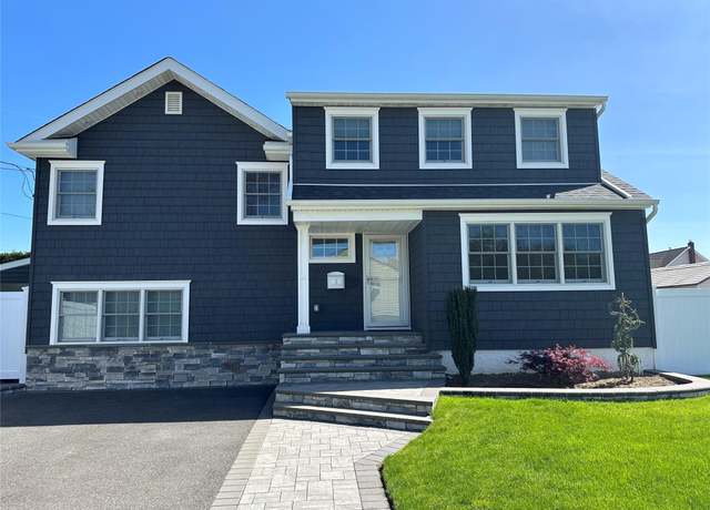 Property at 3 N Utica Ave, Massapequa, NY 11758, 4 beds, 2.5 baths