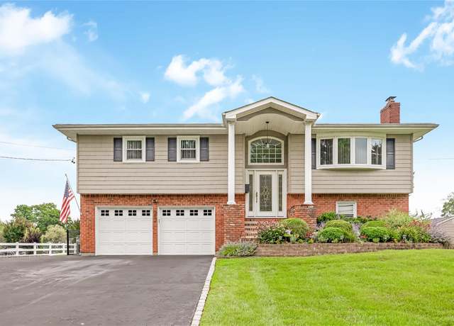 Property at 287 Cedar Ave, Islip, NY 11751, 4 beds, 2 baths