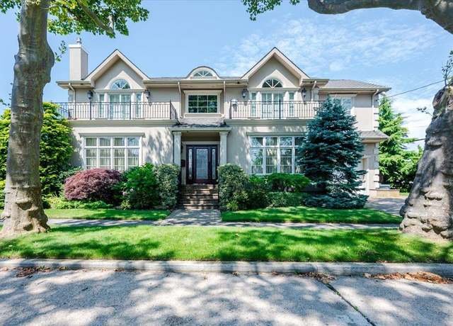 Property at 83 Ithaca Ave, Atlantic Beach, NY 11509, 6 beds, 4.5 baths