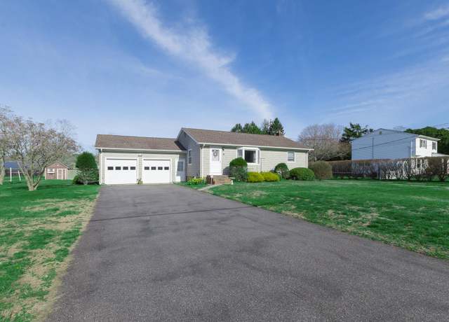 Property at 13 Tuttle Ave, Eastport, NY 11941, 3 beds, 1 bath