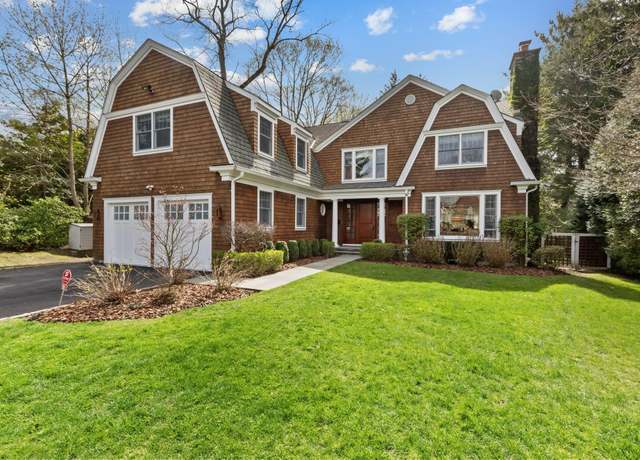 Property at 32 Fairview Rd, Scarsdale, NY 10583, 5 beds, 4.5 baths