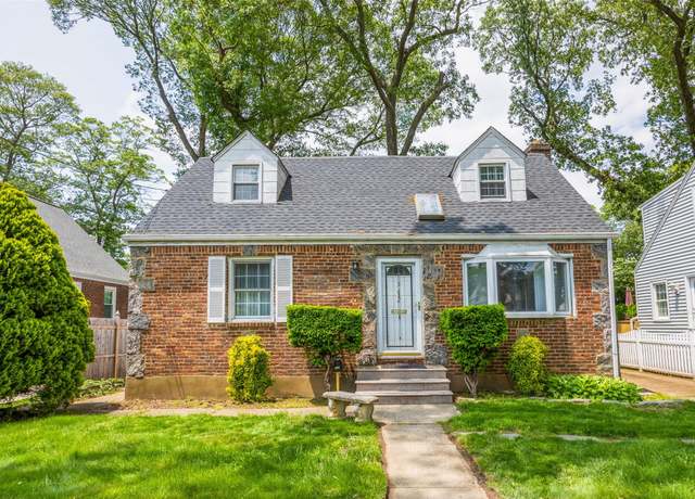 Property at 342 Garfield Ave, West Hempstead, NY 11552, 3 beds, 2 baths