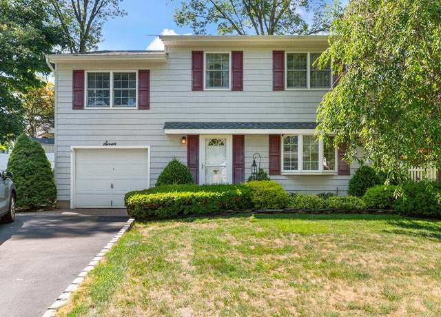 Property at 7 Mildred Ct, Nesconset, NY 11767, 3 beds, 1.5 baths