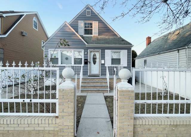 Property at 162-15 77 Ave, Fresh Meadows, NY 11366, 3 beds, 2 baths