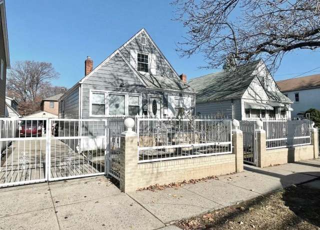 Property at 162-15 77 Ave, Fresh Meadows, NY 11366, 3 beds, 2 baths