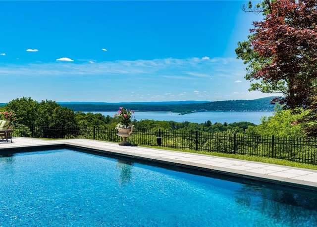 Property at 11 Carriage Trl, Tarrytown, NY 10591, 6 beds, 8 baths