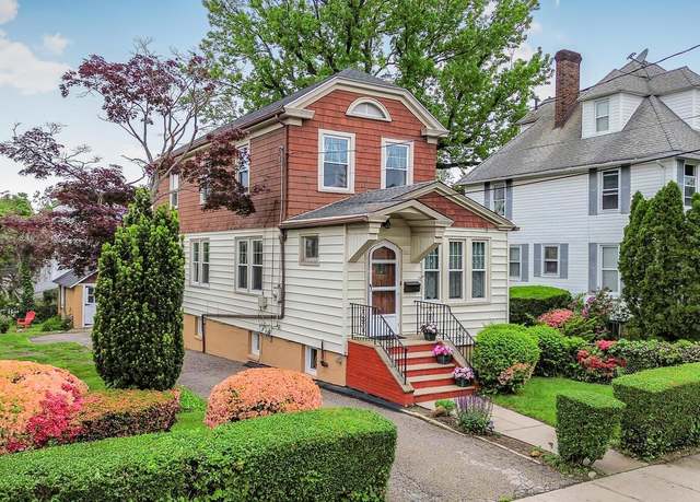 Property at 37 Lee Ave, Yonkers, NY 10705, 3 beds, 2.5 baths