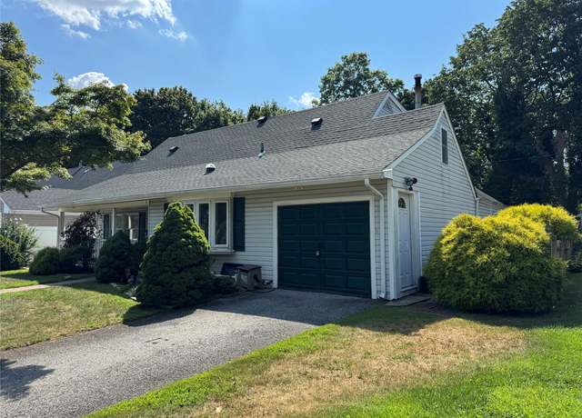 Property at 332 Jamaica Blvd, Carle Place, NY 11514, 4 beds, 3 baths