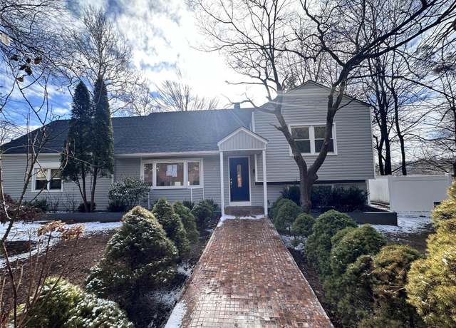 Property at 134 Crisfield St, Yonkers, NY 10710, 5 beds, 1 bath