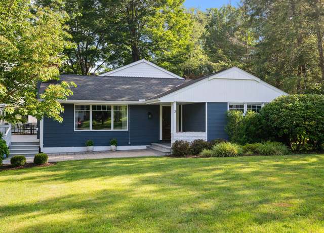 Property at 3 Park Ln, Mahopac, NY 10541, 3 beds, 2 baths