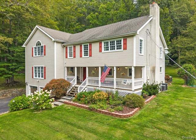 Property at 40 Smokey Hollow Ct, Carmel, NY 10512, 4 beds, 2 baths
