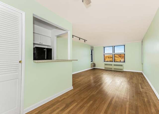 Property at 5235 Post Rd Unit 3H, Bronx, NY 10471