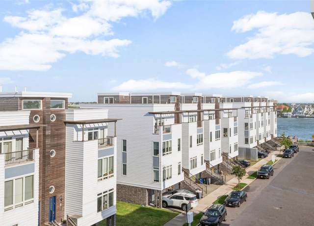 Property at 158 Beach 5th St, Far Rockaway, NY 11691, 5 beds, 3.5 baths