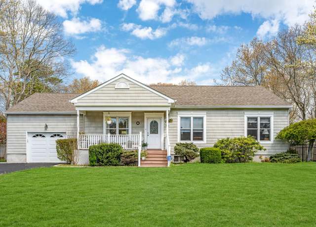Property at 50 Sherwood Rd, Hampton Bays, NY 11946, 3 beds, 2 baths