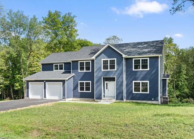 Property at 104 Elise Dr, Middletown, NY 10941, 5 beds, 3.5 baths