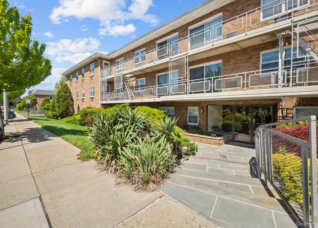 Property at 90 S Park Ave Unit C7, Rockville Centre, NY 11570, 2 beds, 2 baths