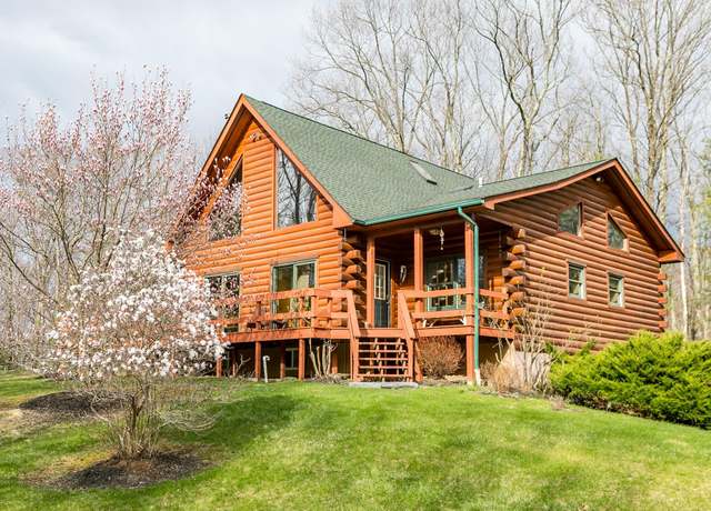 Property at 1225 Josephs Blvd, Saugerties, NY 12477, 3 beds, 3 baths
