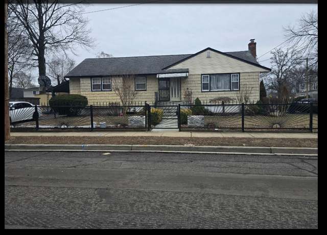 Property at 232 Yale St, Hempstead, NY 11550, 5 beds, 2 baths