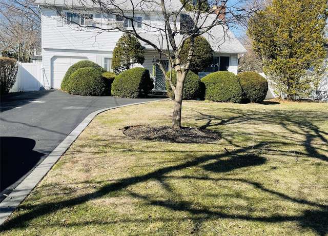 Property at 1346 Peapond Rd, Bellmore, NY 11710, 4 beds, 2 baths