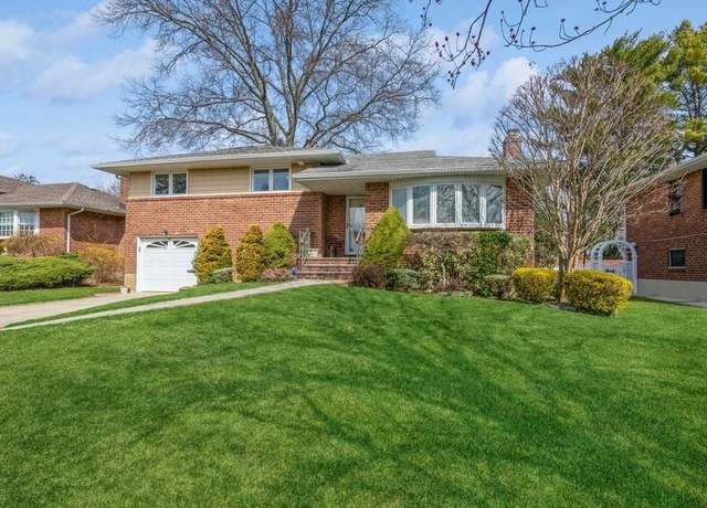 Property at 454 Garden Blvd, Garden City South, NY 11530, 3 beds, 2 baths