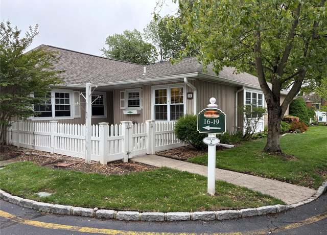 Property at 24 Revere Dr, Sayville, NY 11782, 2 beds, 2 baths