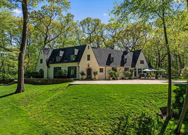 Property at 770 Chicken Valley Rd, Locust Valley, NY 11560, 5 beds, 5 baths