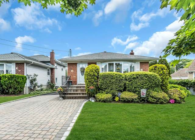 Property at 1197 Tulip Ave, Franklin Square, NY 11010, 3 beds, 1.5 baths
