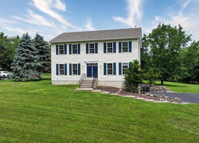 Property at 62 Station Rd, Salisbury Mills, NY 12577, 3 beds, 2.5 baths
