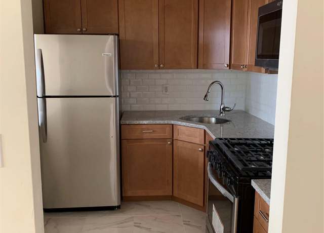 Property at 1100 Jackson Ave, Bronx, NY 10456, 8 beds, 4 baths