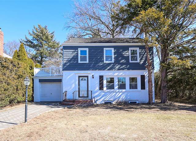 Property at 3 Maple St, Garden City, NY 11530, 3 beds, 1.5 baths