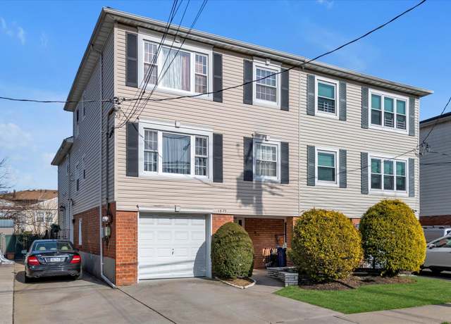 Property at 1575 208th Pl, Bayside, NY 11360, 7 beds, 5 baths