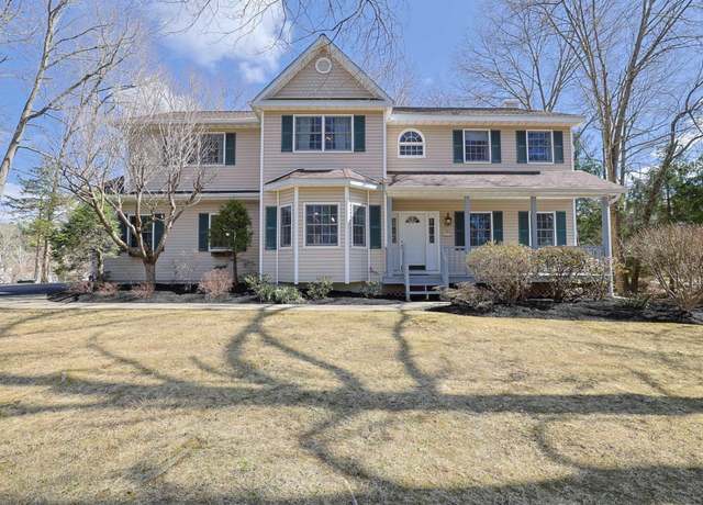 Property at 27 Lane Gate Rd, Wappingers Falls, NY 12590, 4 beds, 2.5 baths