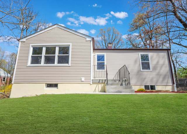 Property at 636 Gidney Ave, Newburgh, NY 12550, 3 beds, 2 baths