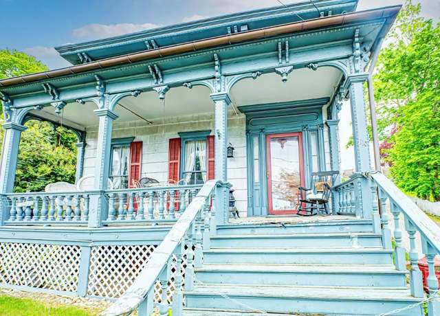Property at 110 E Broadway, Port Jefferson, NY 11777, 2 beds, 1 bath