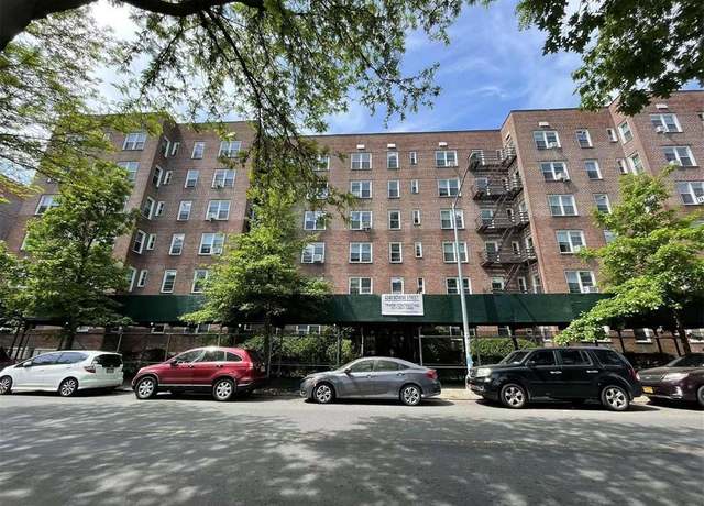 Property at 42-40 Bowne St Unit 5C, Flushing, NY 11355, 2 beds, 1.5 baths